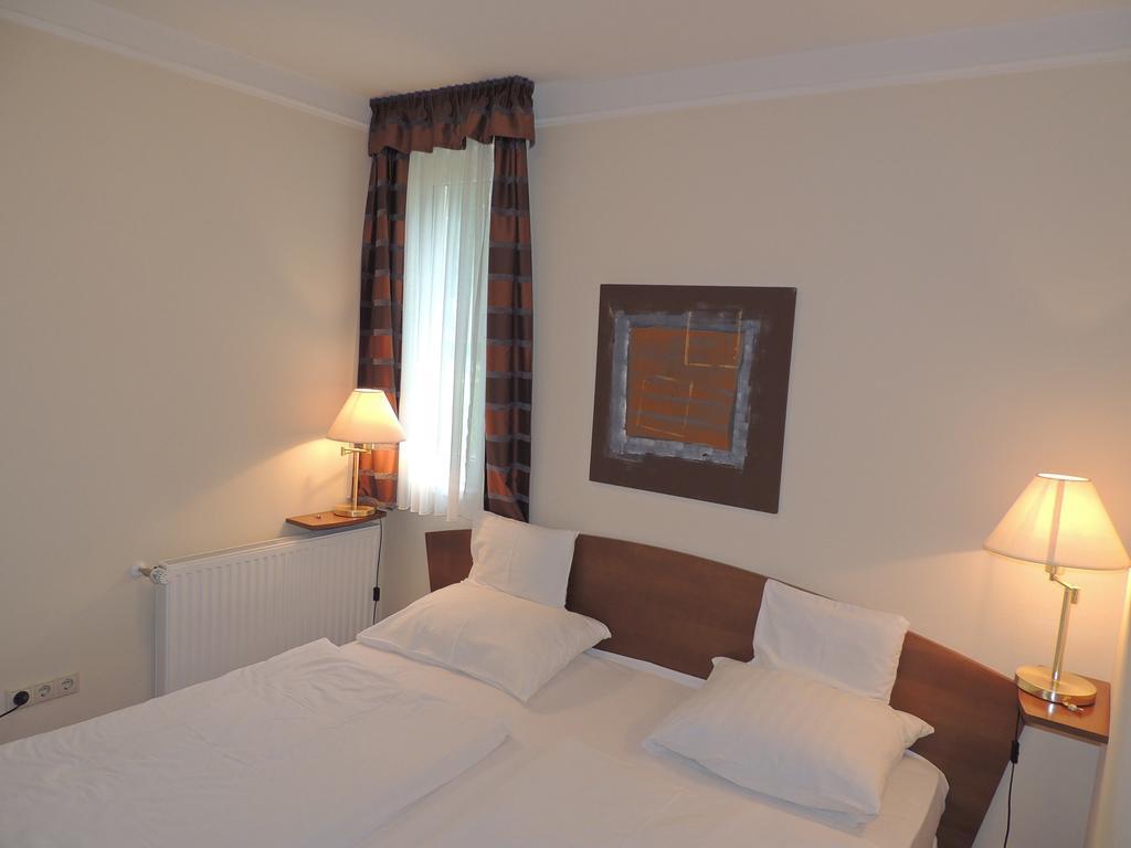 Luxus Golf Apartment Bük Pokoj fotografie