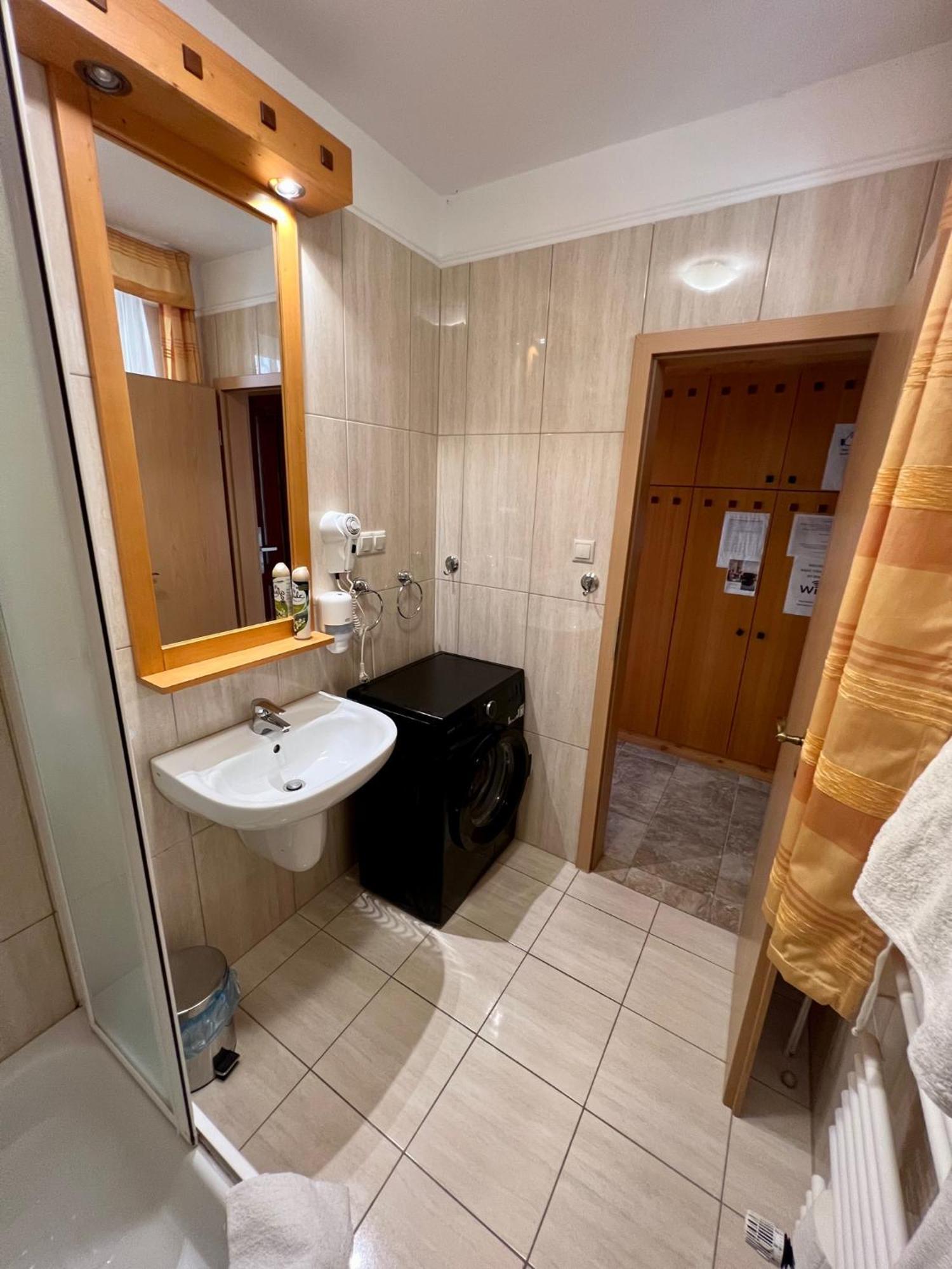 Luxus Golf Apartment Bük Exteriér fotografie